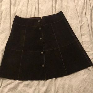 Suede skirt size 2-4
